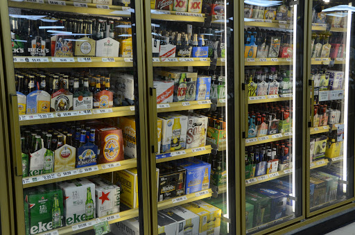 Liquor Store «B & L Liquor Store», reviews and photos, 1369 Main St, Houlton, WI 54082, USA