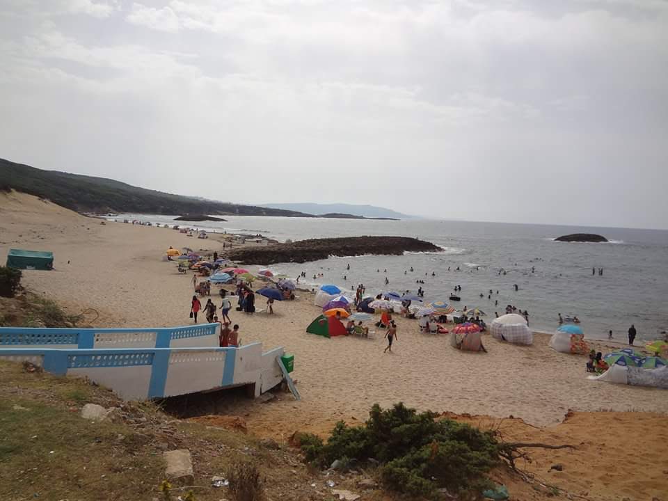 Fotografija Plage Mecida shaty lmsydt z turkizna voda površino