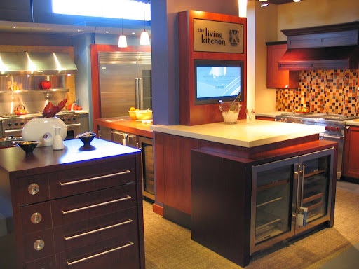 Appliance Store «Factory Builder Stores - Appliances & Cabinets, San Antonio», reviews and photos, 17114 Classen Rd, San Antonio, TX 78247, USA