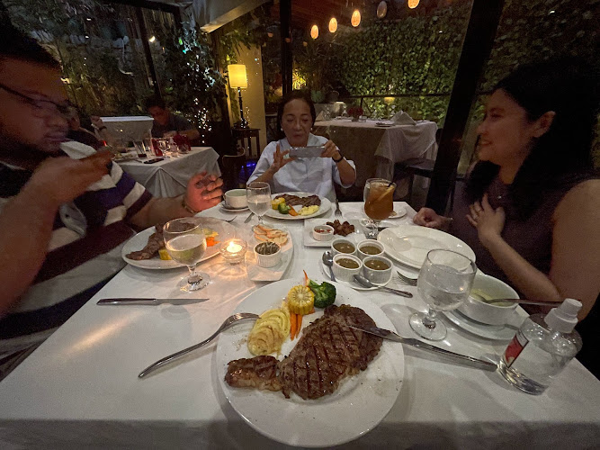 Melo's Restaurant