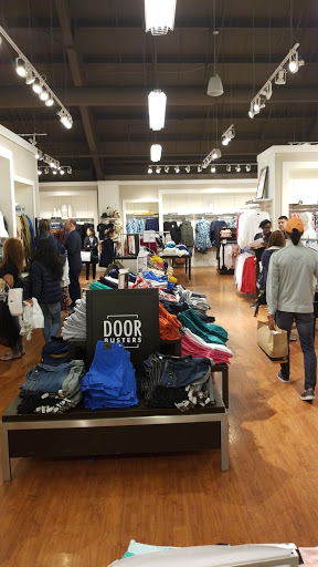 Clothing Store «Banana Republic», reviews and photos, 454 Evergreen Ct, Central Valley, NY 10917, USA