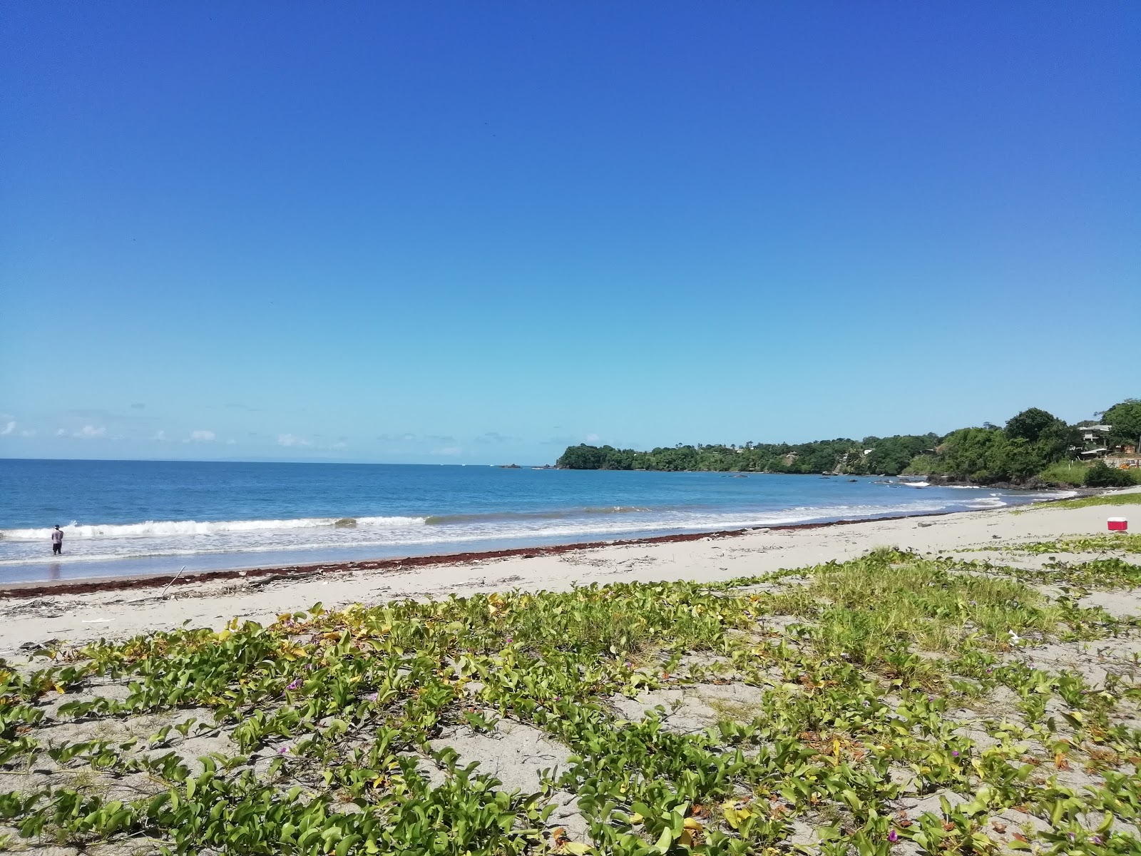 Φωτογραφία του Toco beach με φωτεινή άμμος επιφάνεια