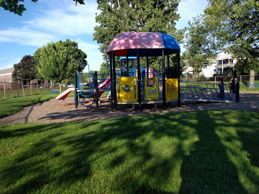 Park «Pequossette Playground», reviews and photos, Maple St, Belmont, MA 02478, USA