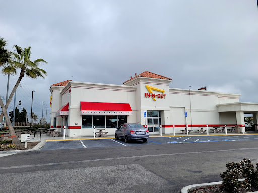 In-N-Out Burger image