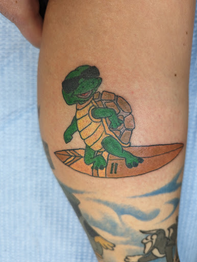 Explore tattoo ideas for heartbreak, creative tattoo ideas in Honolulu, available at 434 TATTOO WAIKIKI