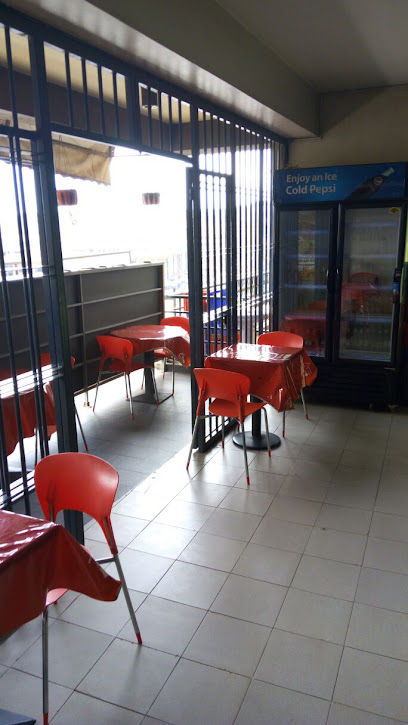 Middles Restaurant - 8H7G+8R7, Luwum St, Kampala, Uganda