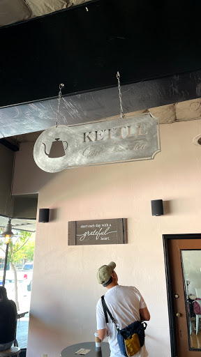 Kettle On Grand image