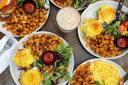 Popping Yolk Cafe