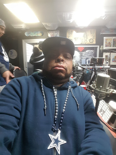 Tattoo Shop «Tuff City Tattoos», reviews and photos, 650 E Fordham Rd, Bronx, NY 10458, USA