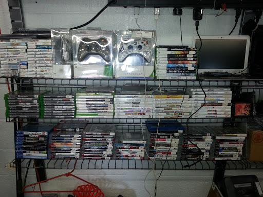 Pawn Shop «Jackpot Pawn Shop», reviews and photos, 33665 Groesbeck Hwy, Fraser, MI 48026, USA