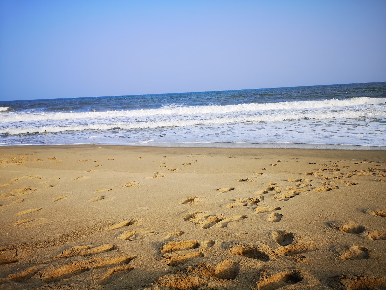 Fotografie cu White Beach - locul popular printre cunoscătorii de relaxare