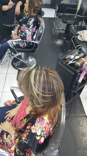 Beauty Salon «Noelia Beauty Salon», reviews and photos, 8878 SW 24th St, Miami, FL 33165, USA