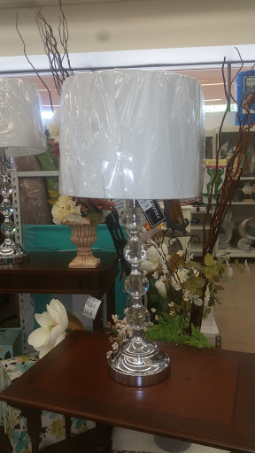 Home Goods Store «Tuesday Morning», reviews and photos, 8120 Wiles Rd, Coral Springs, FL 33067, USA