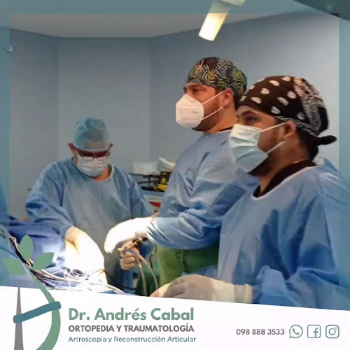 Opiniones de Dr. Andrés Cabal Traumatologo y Ortopedista en Portoviejo - Médico