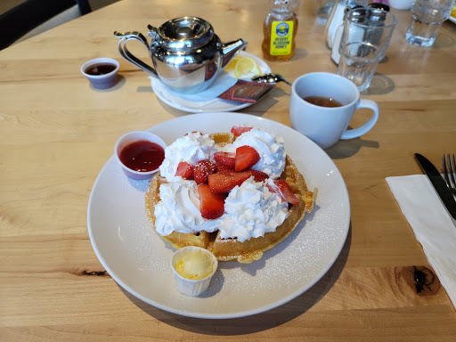 Shopping Mall «Mercado Del Lago Mall», reviews and photos, 8320 N Hayden Rd, Scottsdale, AZ 85258, USA