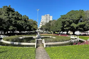 Praça Getúlio Vargas image