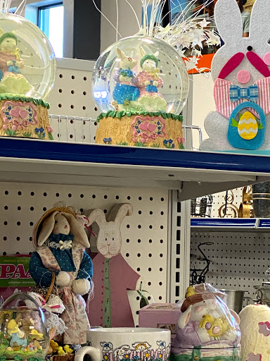 Non-Profit Organization «Kennewick Goodwill», reviews and photos