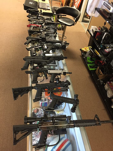 Pawn Shop «R&D PAWN AND SMOKE SHOP», reviews and photos, 942 S Delsea Dr, Vineland, NJ 08360, USA