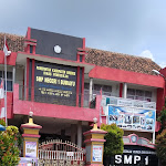 Review SMP Negeri 1 Bumiayu