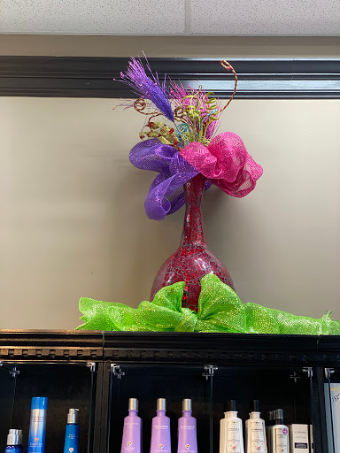 Hair Salon «Michael the Salon», reviews and photos, 8520 Transit Rd, Williamsville, NY 14221, USA