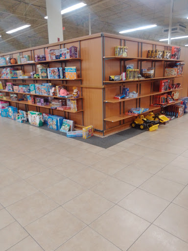 Clothing Store «Burlington Coat Factory», reviews and photos, 1450 W. O. Ezell Boulevard #200, Spartanburg, SC 29301, USA