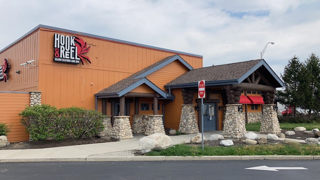 Hook & Reel Cajun Seafood & Bar 19148