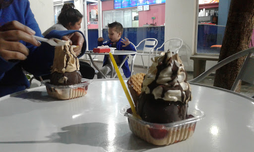 Helados Aruba - Ice cream shop en Villa Gobernador Gálvez