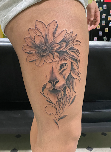 Explore yin yang tattoo ideas female, creative tattoo ideas in Evansville, available at Ink Therapy 101