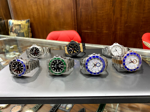 pre owned luxury watches Rolex / hublot / cartier