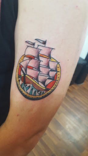 Tattoo Shop «Heroes & Ghosts Tattoo», reviews and photos, 3035 W Cary St, Richmond, VA 23221, USA