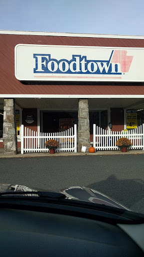 Grocery Store «Foodtown of Denville», reviews and photos, 559 E Main St, Denville, NJ 07834, USA