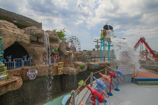 Water Park «Thundering Surf Waterpark», reviews and photos, 300 Taylor Ave, Beach Haven, NJ 08008, USA