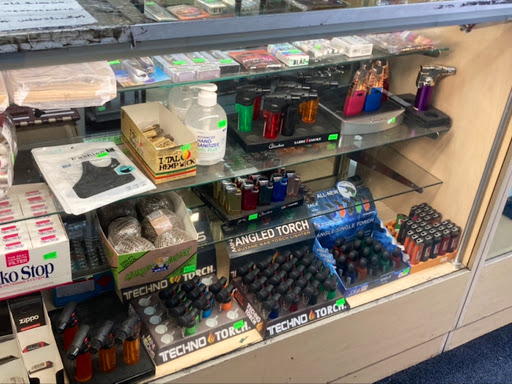 Tobacco Shop «Washington Smoke Shop», reviews and photos, 926 E Washington Blvd, Pasadena, CA 91104, USA