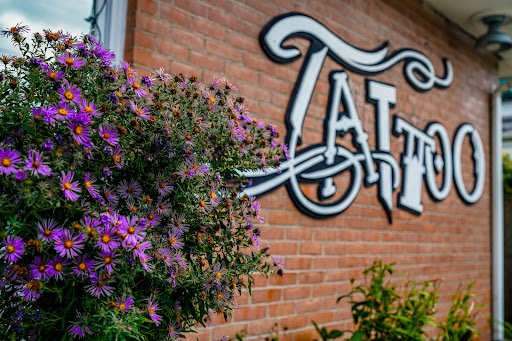 Tattoo Shop «Spirit Gallery Tattoo», reviews and photos, 207 Bank St, New London, CT 06320, USA