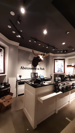 Clothing Store «Abercrombie & Fitch», reviews and photos, 21100 Dulles Town Cir #131, Dulles, VA 20166, USA
