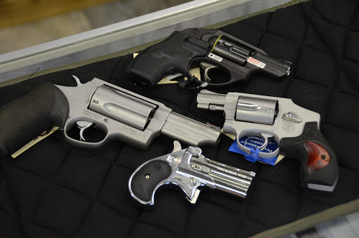 Gun Shop «Freedom Firearms, L.L.C.», reviews and photos, 402 Ewart Rd, Grinnell, IA 50112, USA