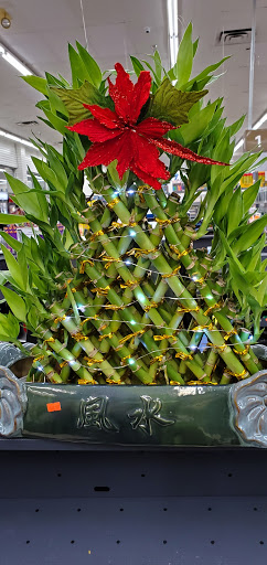 Dollar Store «Dollar Discount Center», reviews and photos, 2550 S Decatur Blvd, Las Vegas, NV 89102, USA