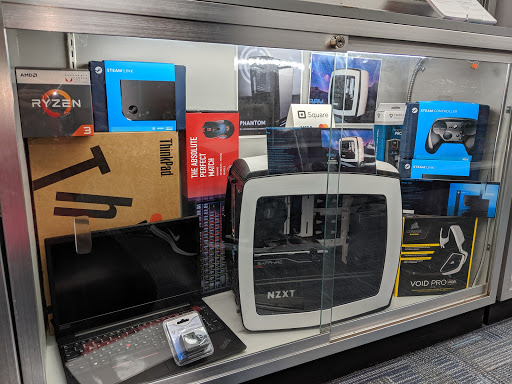 Video Game Store «Video Games Etc», reviews and photos, 2016 8th St, Coralville, IA 52241, USA