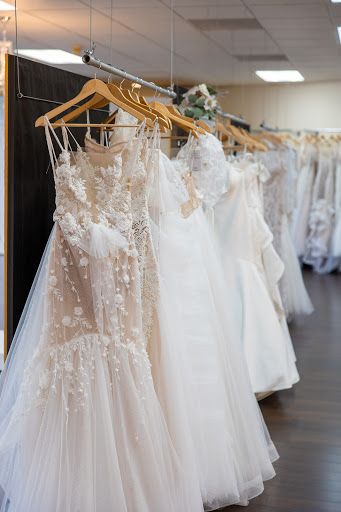 Bridal Shop «Flares bridal + formal», reviews and photos, 1700 N Broadway #100, Walnut Creek, CA 94596, USA