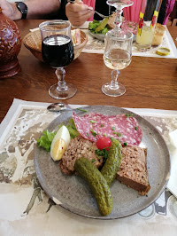 Plats et boissons du Restaurant Café De La Mairie. à Les Forges - n°1