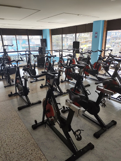 Gimnasio Sport Fitness - Cl. 72 #100A-38, Bogotá, Colombia