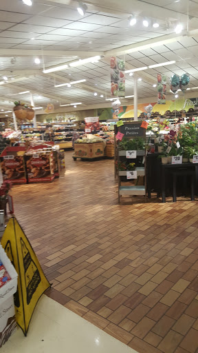 Supermarket «Weis Markets», reviews and photos, 800 Hooper Rd, Endwell, NY 13760, USA
