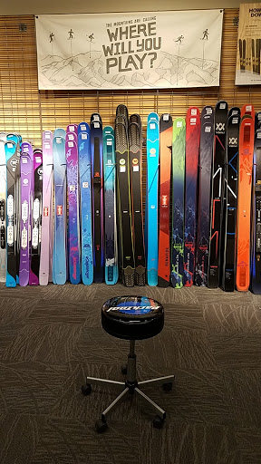 Camping Store «REI», reviews and photos, 213 Corte Madera Town Center, Corte Madera, CA 94925, USA