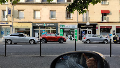 Surgical Haircut à Compiègne