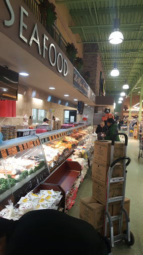 Produce Market «Cermak Fresh Market», reviews and photos, 7220 S Cicero Ave, Chicago, IL 60629, USA