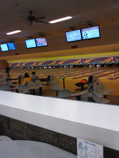 Bowling Alley «West Lane Bowl», reviews and photos, 3900 N W Ln, Stockton, CA 95204, USA