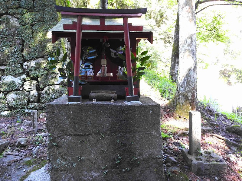 丸山稲荷大神社