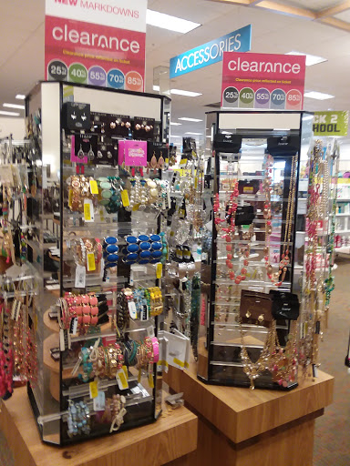 Department Store «Bealls Store», reviews and photos, 1458 W Granada Blvd, Ormond Beach, FL 32174, USA