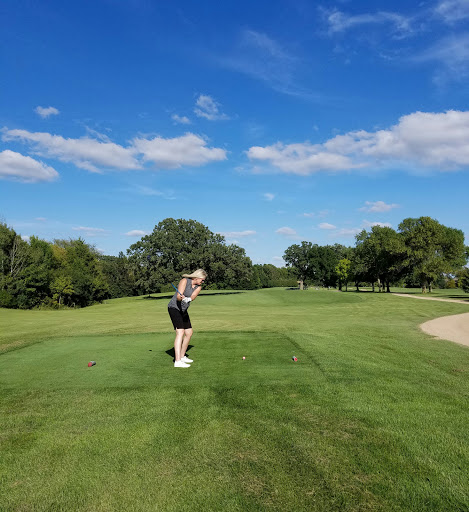 Golf Course «Bluff Creek Golf Course», reviews and photos, 1025 Creekwood Dr, Chaska, MN 55318, USA