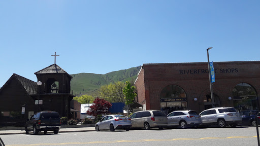 Book Store «Riverwalk Books», reviews and photos, 116 E Woodin Ave, Chelan, WA 98816, USA